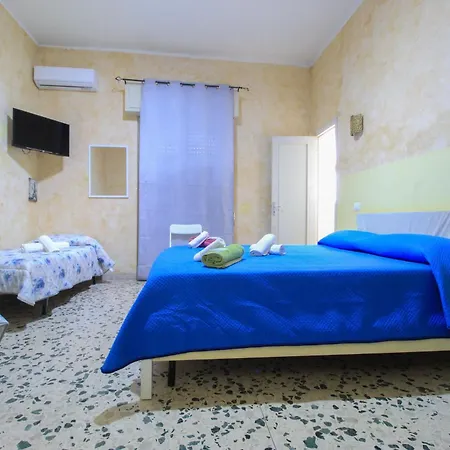 Bed & Breakfast Fontanarossa Airport Bagno Privato In 800 Mt Aeroporto 3*