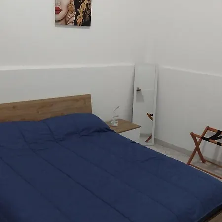 Fontanarossa Airport Bagno Privato In 800 Mt Aeroporto B&B 3*