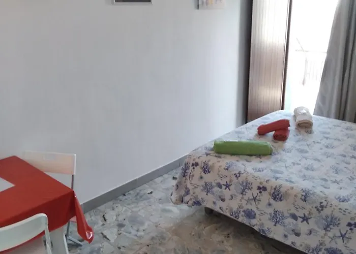 Fontanarossa Airport Bagno Privato In 800 Mt Aeroporto Bed & Breakfast