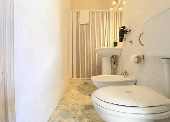 Fontanarossa Airport Bagno Privato In 800 Mt Aeroporto Bed & Breakfast 3*